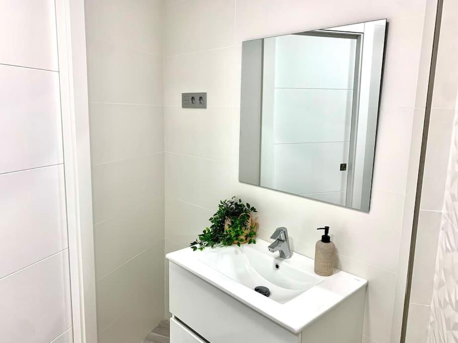 Precioso Apartamento Малага Экстерьер фото